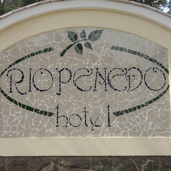 Hospedagem Hotel Rio Penedo em Penedo RJ