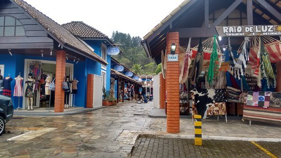 Shopping Shopping Azul em Penedo RJ